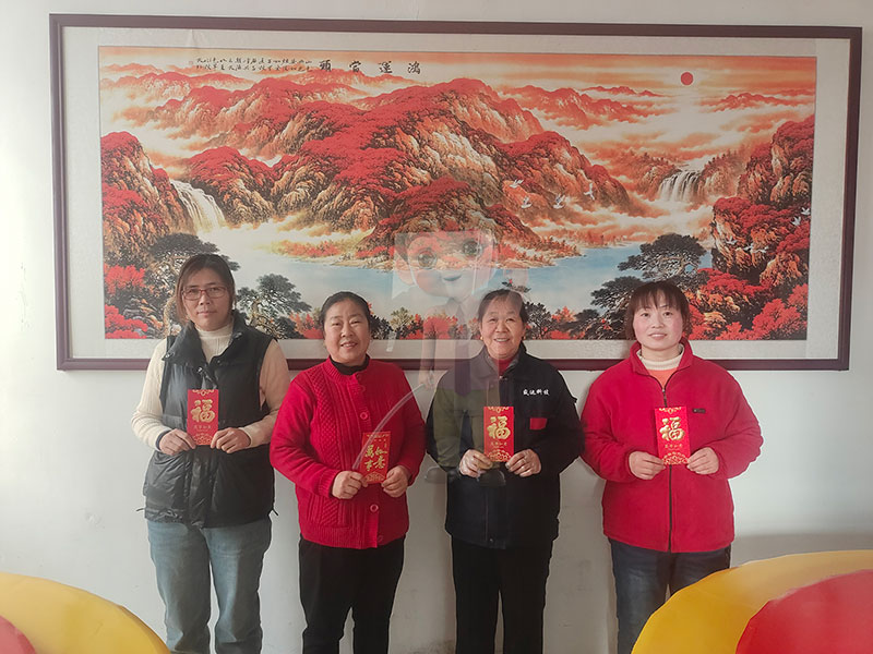 北京型材拉弯加工厂“三八”妇女节：致敬最美“她”身影